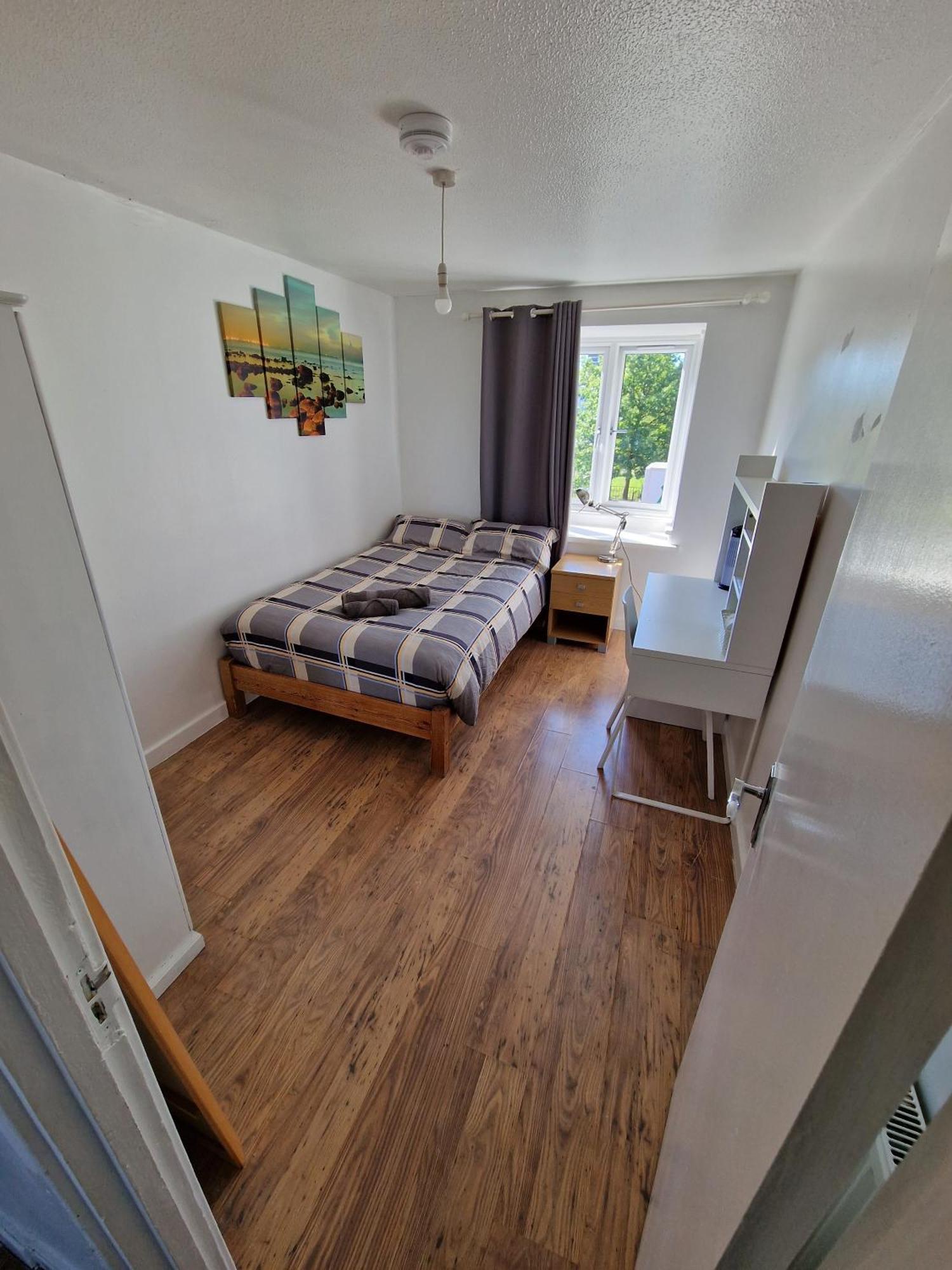 Cozy Double Bedroom In Zone 1-2 Central Лондон Екстериор снимка