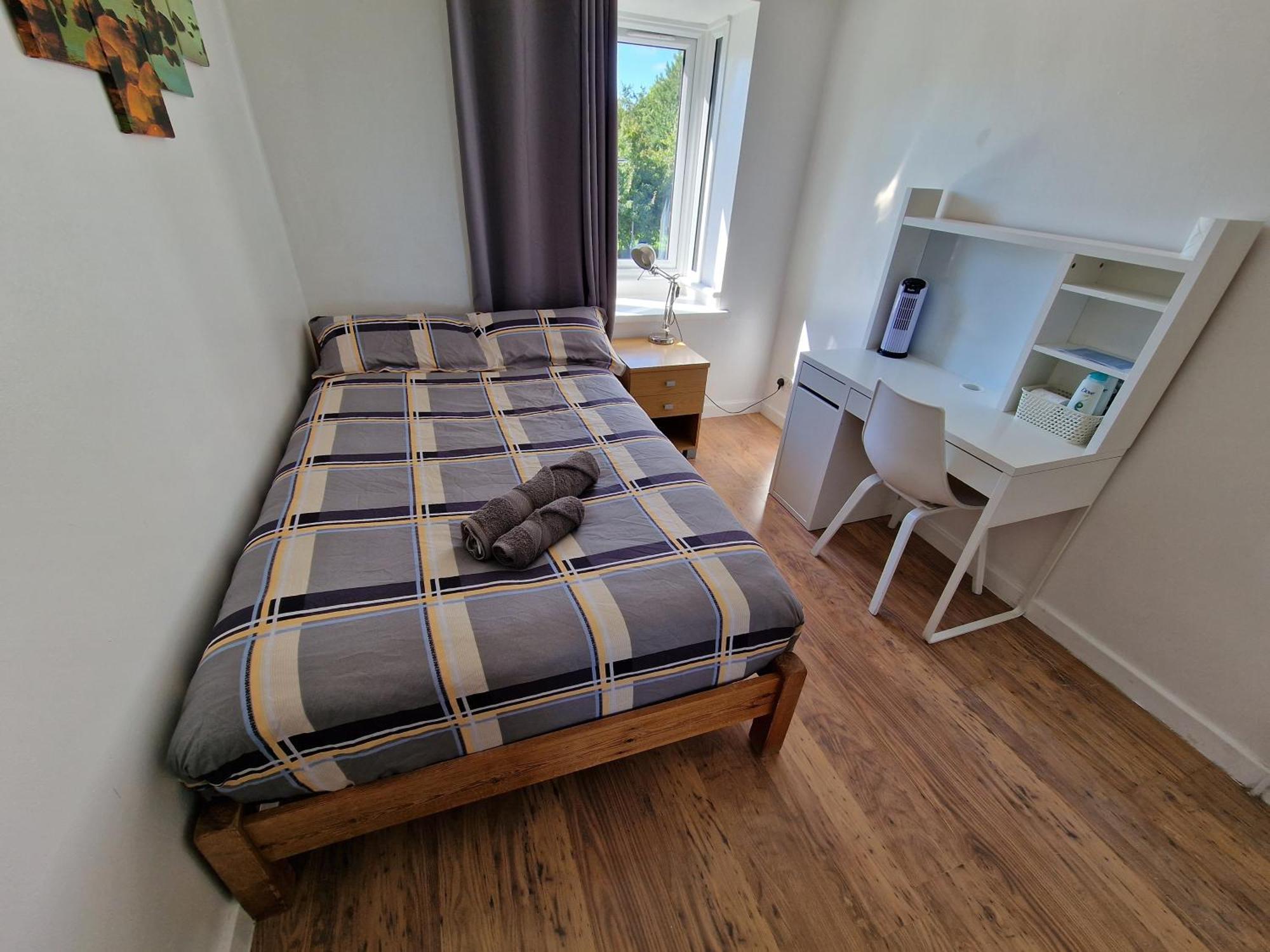 Cozy Double Bedroom In Zone 1-2 Central Лондон Екстериор снимка